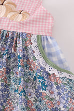 Load image into Gallery viewer, Blue floral pumpkin embroidery ruffle pants set