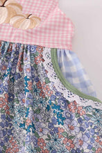 Load image into Gallery viewer, Blue floral pumpkin embroidery ruffle pants set - Abbies Place