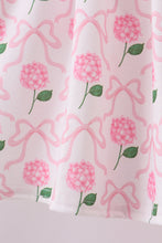 Load image into Gallery viewer, Pink bow hydrangea smocked shorts set