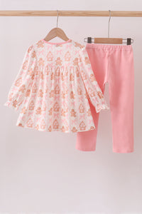Pink gingerbread embroidery ruffle set