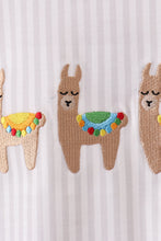 Load image into Gallery viewer, Brown alpaca embroidery top
