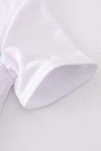 Load image into Gallery viewer, White starfish embroidery smocked set
