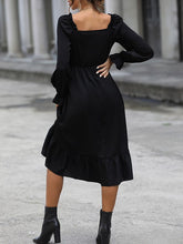 Load image into Gallery viewer, Ruffled sleeve Midi dress
