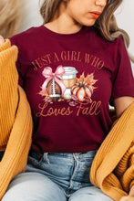 Load image into Gallery viewer, Girl Loves Fall Graphic Tee
