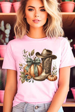 Load image into Gallery viewer, Howdy Pumpkin Western Fall Graphic Tee
