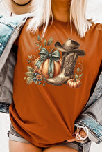 Load image into Gallery viewer, Howdy Pumpkin Western Fall Graphic Tee
