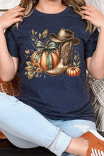 Load image into Gallery viewer, Howdy Pumpkin Western Fall Graphic Tee
