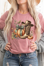 Load image into Gallery viewer, Howdy Pumpkin Western Fall Graphic Tee
