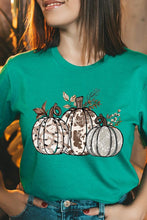 Load image into Gallery viewer, Animal Print Pumpkins Graphic Tee
