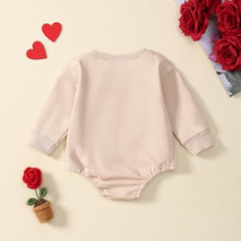 Load image into Gallery viewer, Tinypainter Baby Girl Valentines Day Outfit Towel Embroidery Bubble Romper Toddler First Valentines Day Clothes
