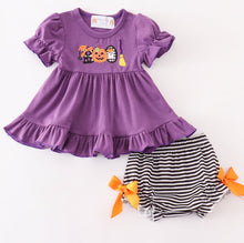 Load image into Gallery viewer, Purple halloween pumpkin BOO
applique baby set
