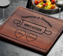 Load image into Gallery viewer, Personalized Grandma Mom Christmas Gifts, Custom Cutting Board with Kids Names for Mom Nana, Custom Engraved Serving Board or Decor, Grandma&#39;s Kitchen, Customized Mom and Grandma Gift, Engraved Sign
