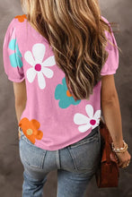 Load image into Gallery viewer, Woemn Pink Flower Print Bubble Sleeve Tee - Image #4
