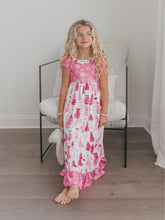 Load image into Gallery viewer, Bright Pink Tree Lounge Gown
