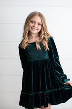 Load image into Gallery viewer, Dark Green Velvet Dress
