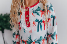 Load image into Gallery viewer, Holly Bow Lounge Gown
