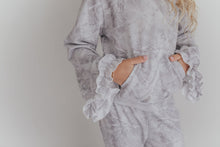 Load image into Gallery viewer, Gray Light Camo Hooded Set
