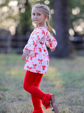 Load image into Gallery viewer, Baby Girls Valentine’s Bow Print Long Sleeve Ruffle Set
