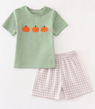 Load image into Gallery viewer, Green plaid french knot pumpkin boy set - Image #2
