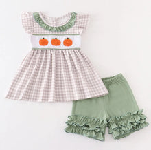 Load image into Gallery viewer, Green plaid french knot pumpkin girl set - Image #1
