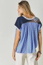 Load image into Gallery viewer, PRINTED LACE V NECK SHORT SLEEVE LOOSE TOP - Image #5
