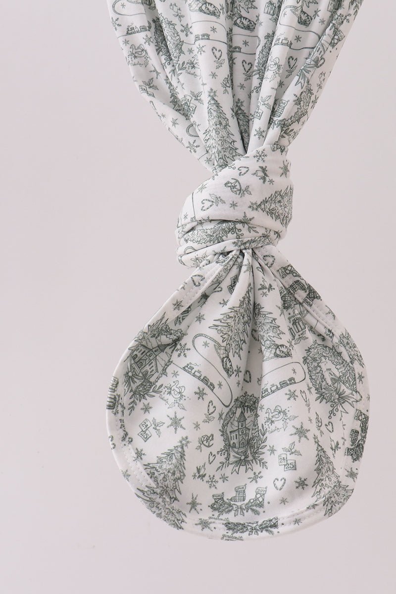 Green christmas tree print gown - Abbies Place